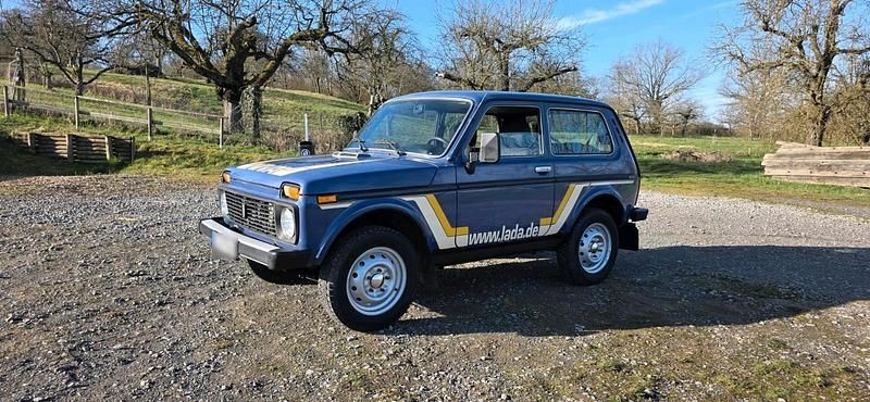 Gebraucht Lada niva 83 PS (61 kW) 2007 SUV