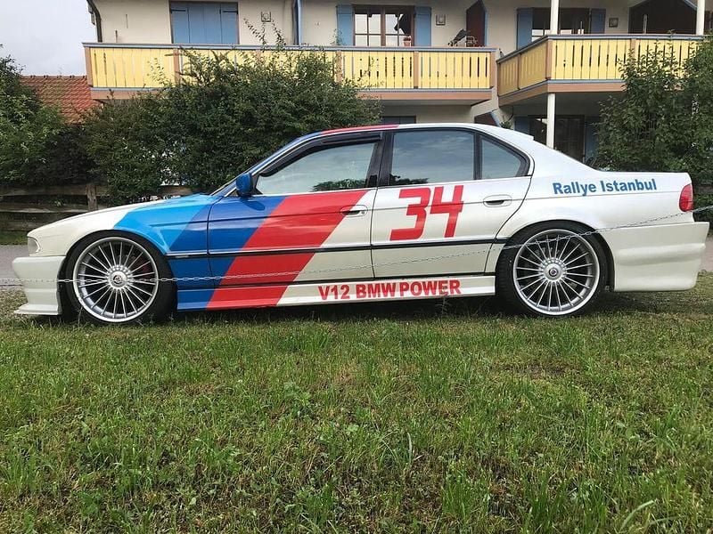 Gebraucht BMW 750 Performance 326 PS (239 kW) 1996 Grau Limousine