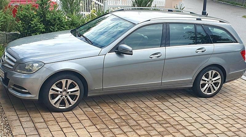 Grau Gebraucht 2013 Mercedes C180 Avantgarde Kombi | 7.500 € (Fairer Preis) - Bild 1/4