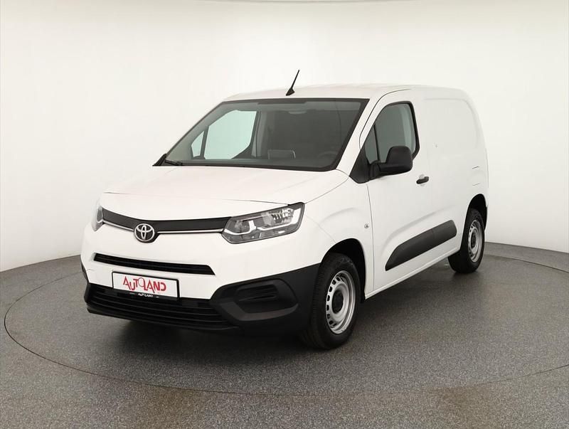 Weiß Gebraucht 2022 Toyota Proace City Van | 18.990 € (Fairer Preis) - Bild 1/4