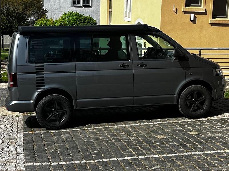 Gebraucht VW California Beach 140 PS (102 kW) 2012 Grau Van