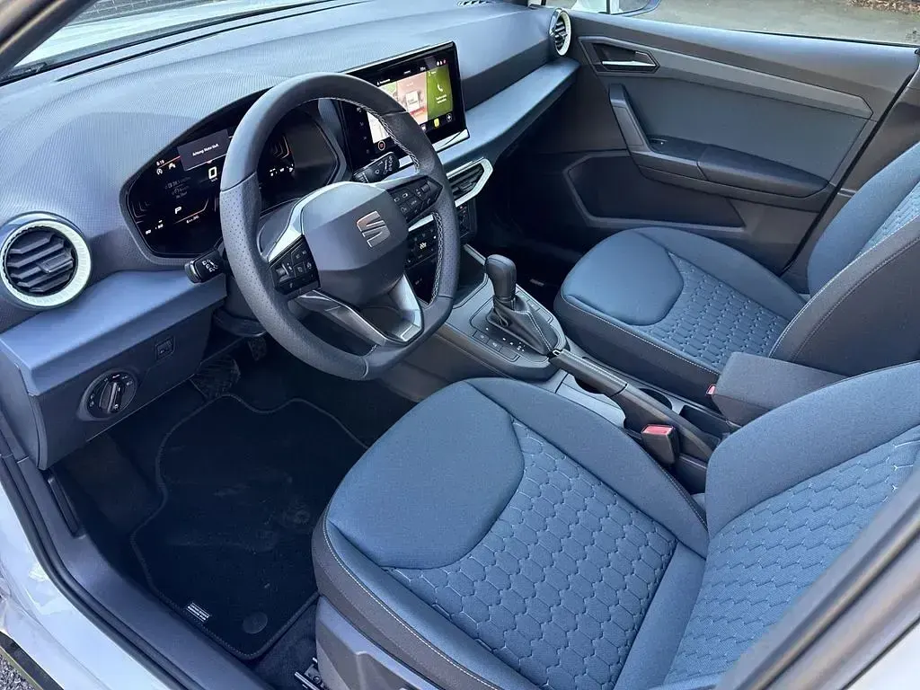 Neu Seat Arona Style 116 PS (85 kW) 2026 "candy" weiss SUV