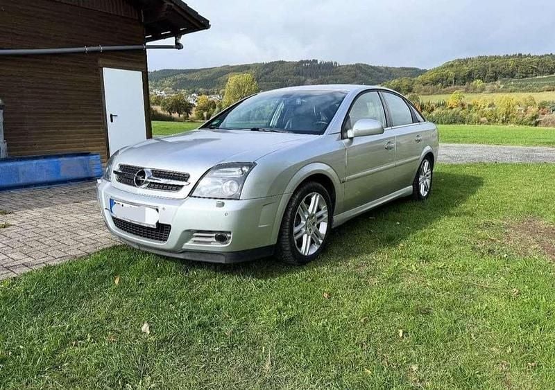 Gebraucht 2003 Opel Vectra GTS Limousine | 1.900 € (Etwas zu teuer) - Bild 1/4