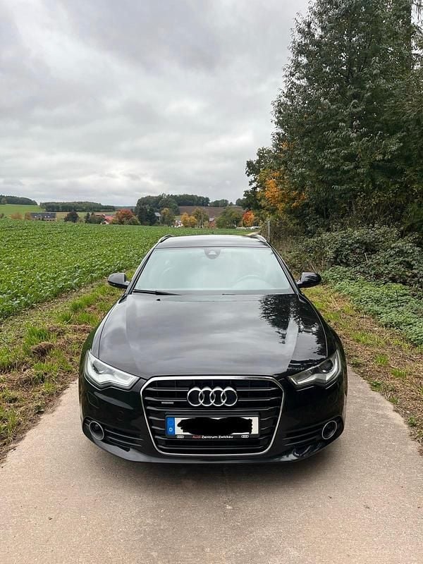 Gebraucht Audi A6 204 PS (150 kW) 2013 Schwarz Kombi