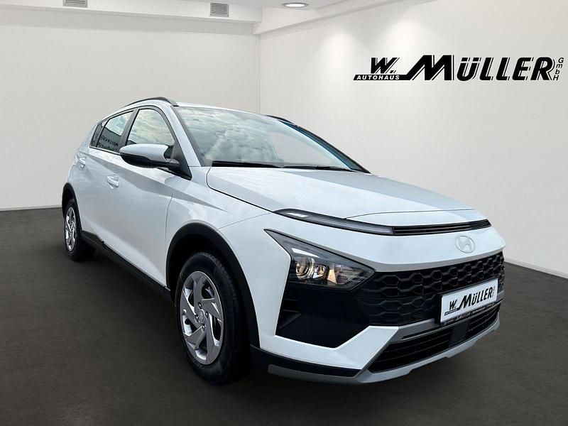 Gebraucht Hyundai Bayon Select 101 PS (74 kW) 2024 Weiß SUV