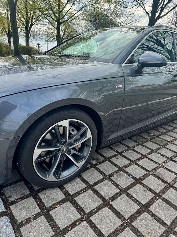 Gebraucht Audi A4 S-Line 190 PS (139 kW) 2016 Grau Kombi