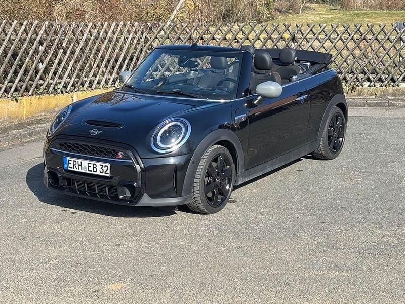 Gebraucht Mini Cooper S Cabriolet 178 PS (130 kW) 2022 Schwarz Cabrio