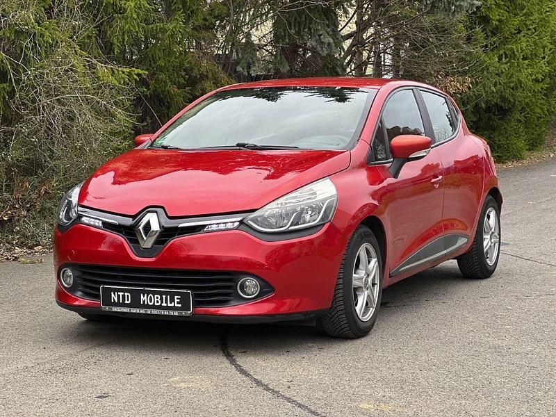 Gebraucht Renault Clio IV Dynamique 73 PS (53 kW) 2015 Rot Kleinwagen