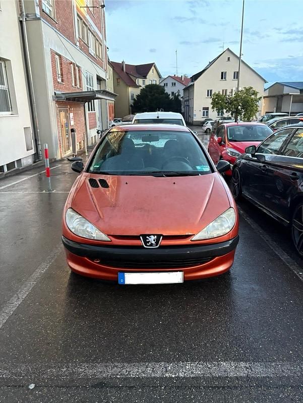 Orange Gebraucht 2003 Peugeot 206 Kleinwagen | 1.300 € (Fairer Preis) - Bild 1/4
