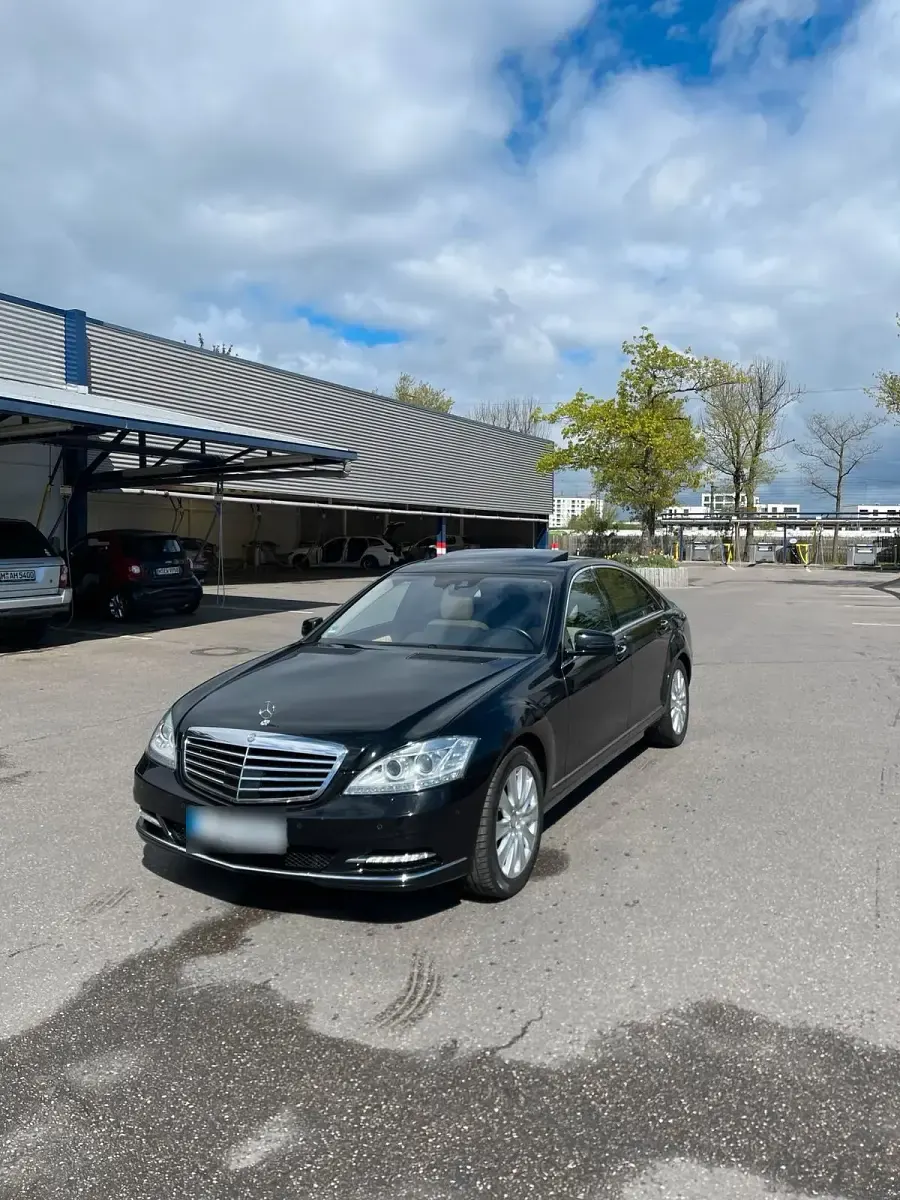 Gebraucht Mercedes S350 277 PS (203 kW) 2009 Schwarz Limousine