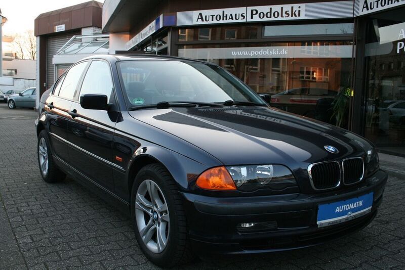 Blau Gebraucht 1999 BMW 316 Limousine | 5.900 € - Bild 1/2