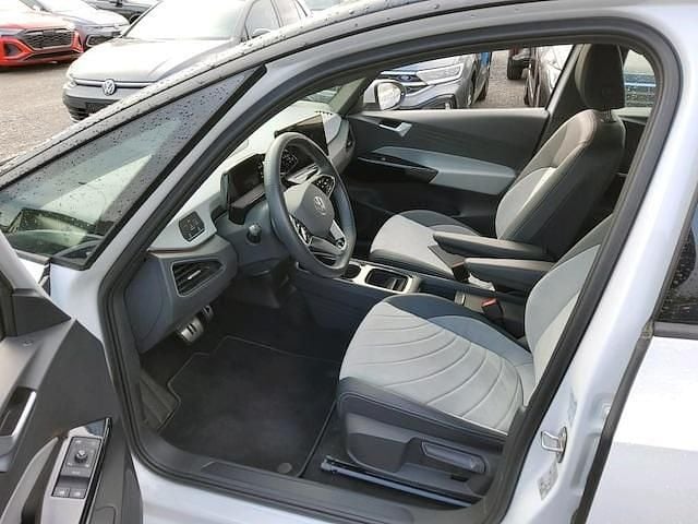 Gebraucht VW ID.3 Style 150 kW (204 PS) 2023 Gletscherweiß metallic/schwarz Kleinwagen
