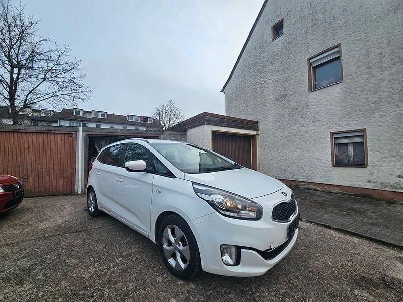 Gebraucht Kia Carens 136 PS (100 kW) 2014 Weiß Van / Kleinbus