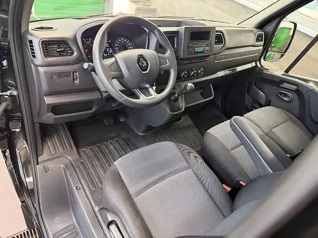 Gebraucht Renault Master 150 PS (110 kW) 2023 Schwarz Van / Kleinbus