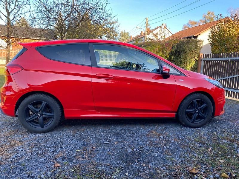 Gebraucht Ford Fiesta ST-Line 101 PS (74 kW) 2018 Rot Kleinwagen