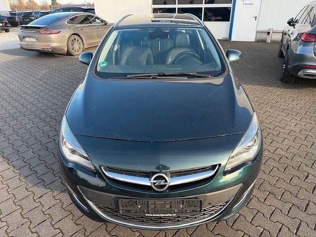 Gebraucht Opel Astra Exklusiv 170 PS (125 kW) 2014 Grün Kombi