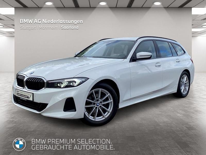 Weiß Gebraucht 2023 BMW 318 Shadowline Kombi | 28.811 € (Fairer Preis) - Bild 1/4