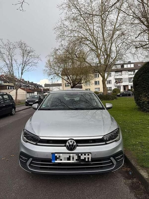 Gebraucht VW Polo Style 110 PS (80 kW) 2022 Grau Kleinwagen