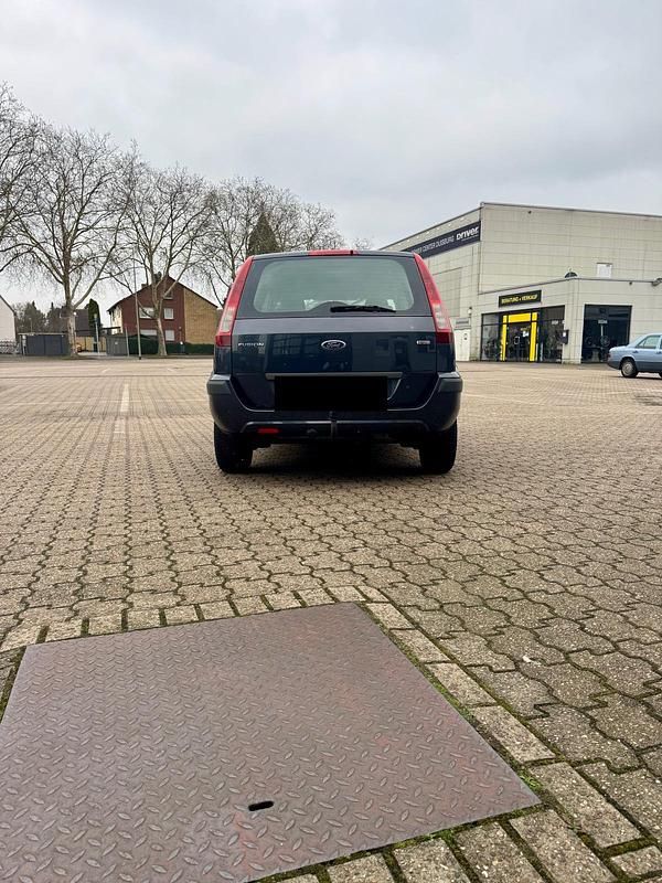 Gebraucht Ford Fusion 90 PS (66 kW) 2009 Blau Kleinwagen