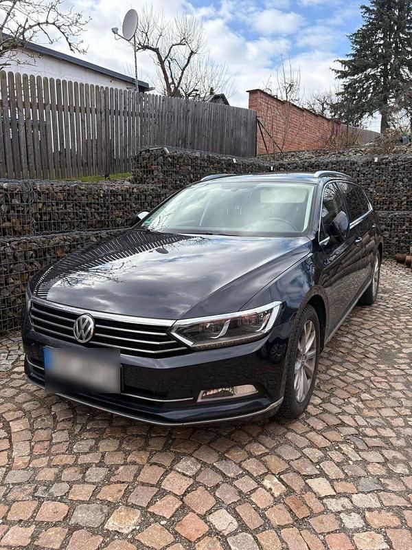Gebraucht VW Passat Highline 150 PS (110 kW) 2015 Schwarz Limousine