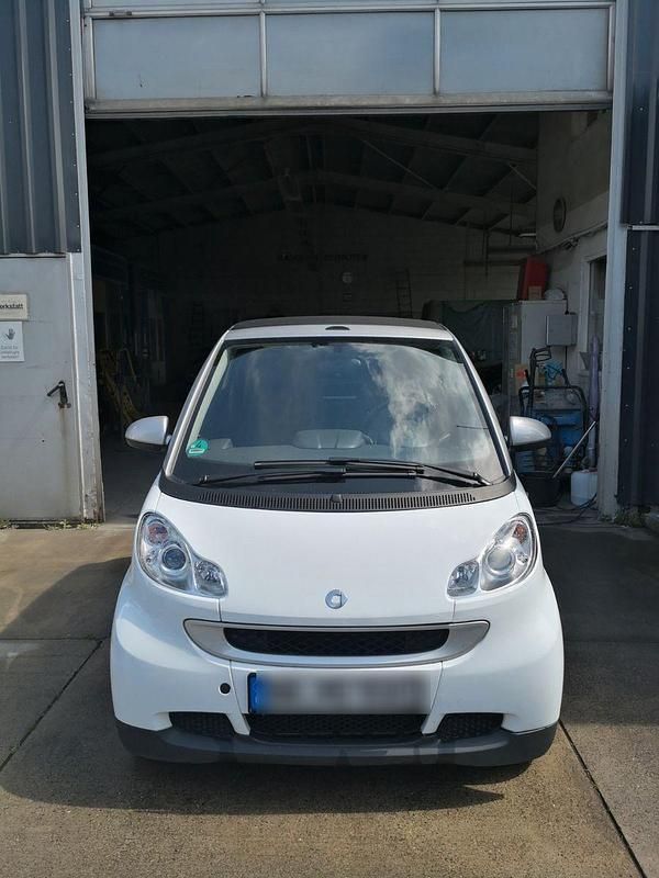Weiß Gebraucht 2010 Smart ForTwo Cabrio Passion Cabrio | 4.200 € (Guter Preis) - Bild 1/4