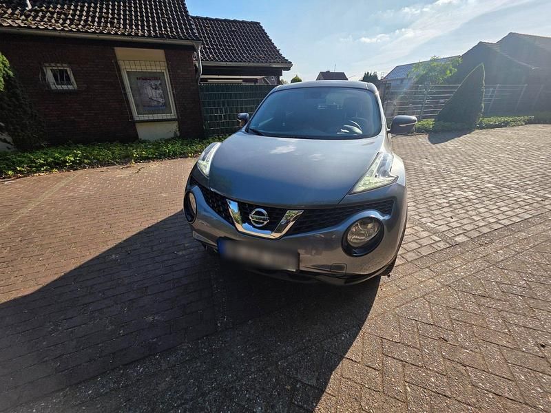 Grau Gebraucht 2015 Nissan Juke SUV | 8.750 € (Fairer Preis) - Bild 1/4