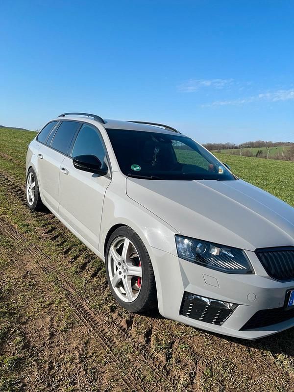 Gebraucht Skoda Octavia RS 230 PS (169 kW) 2017 Grau Kombi
