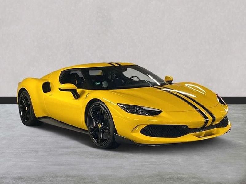 Second-hand Ferrari 296 829 CP (609 kW) 2023 Galben Coupe