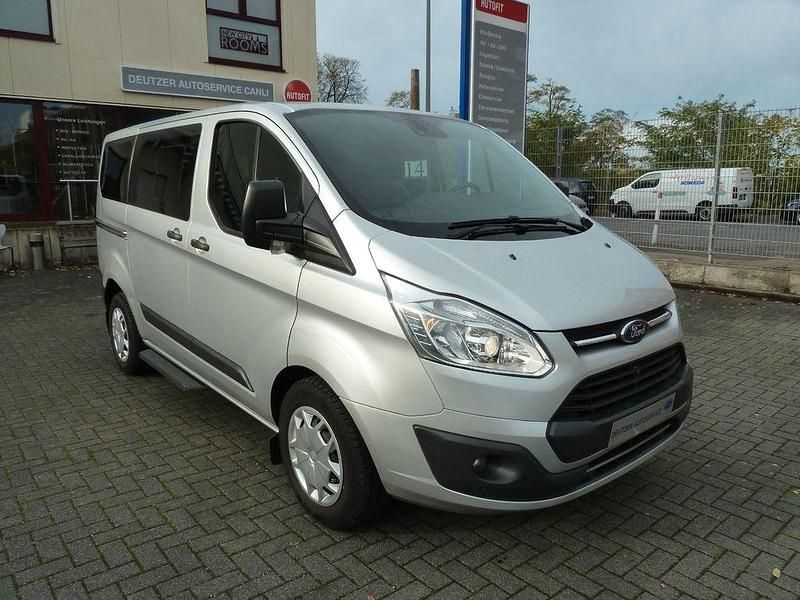 Silber Gebraucht 2017 Ford Transit Trend Van / Kleinbus | 14.290 € (Fairer Preis) - Bild 1/4