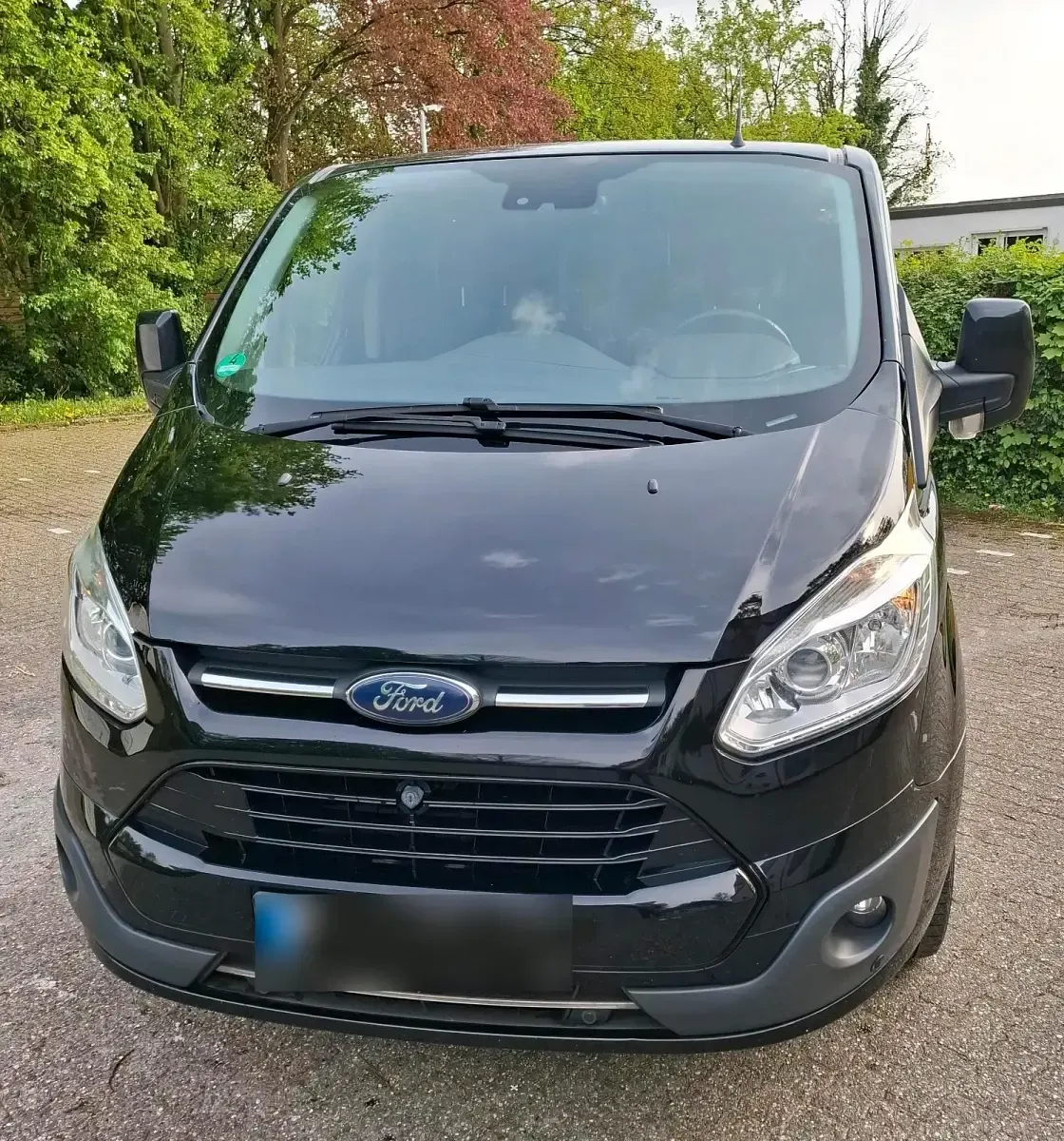 Używany Ford Transit Titanium 170 KM (125 kW) 2017 Czarny Minivan