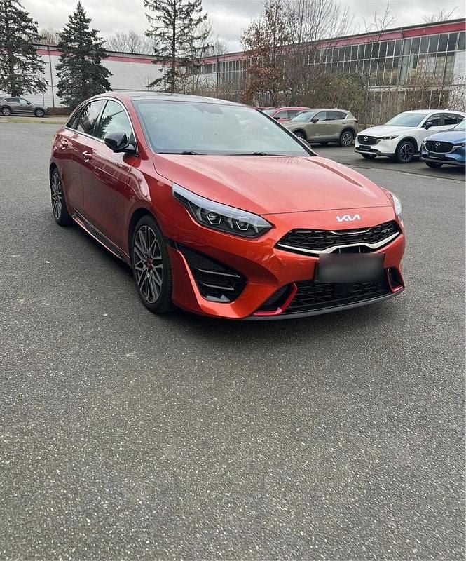 Orange Gebraucht 2022 Kia ProCeed GT Kleinwagen | 26.000 € (Guter Preis) - Bild 1/4