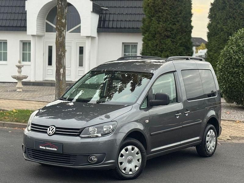 Grau Gebraucht 2014 VW Caddy Comfortline Van / Kleinbus | 12.990 € (Etwas zu teuer) - Bild 1/4