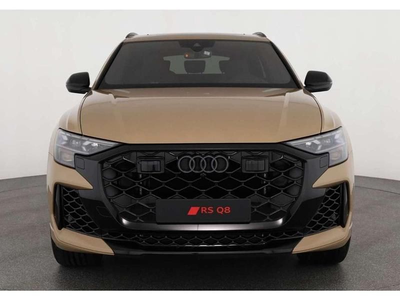 Neu Audi RS Q8 Performance 640 PS (470 kW) 2025 Gold SUV