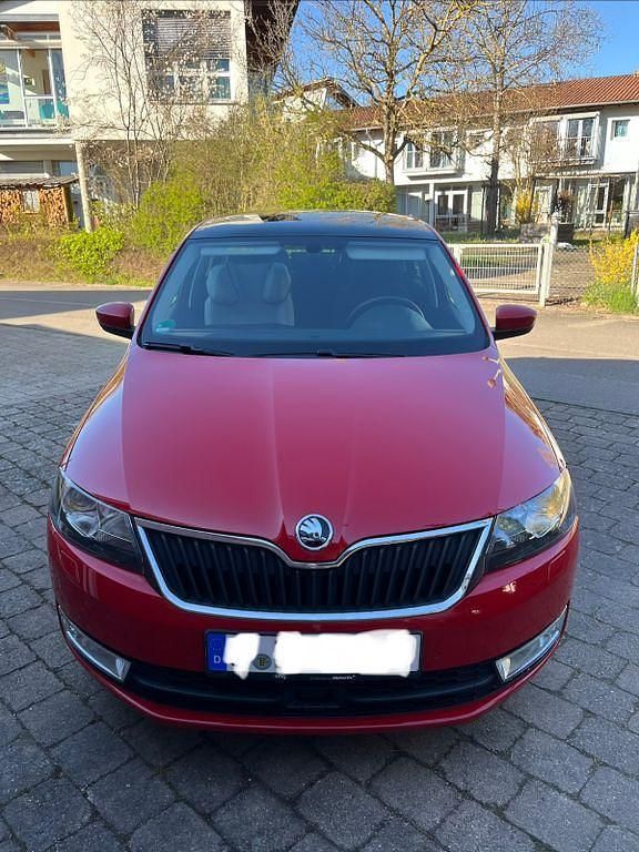 Gebraucht Skoda Rapid Drive 125 PS (91 kW) 2017 Rot Kleinwagen