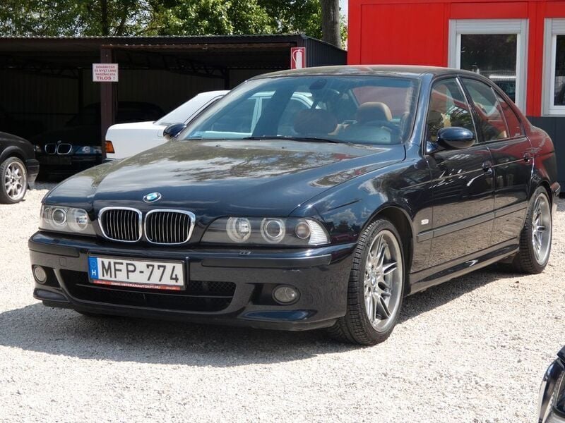 Blau Gebraucht 2001 BMW M5 Limousine | 26.990 € - Bild 1/4