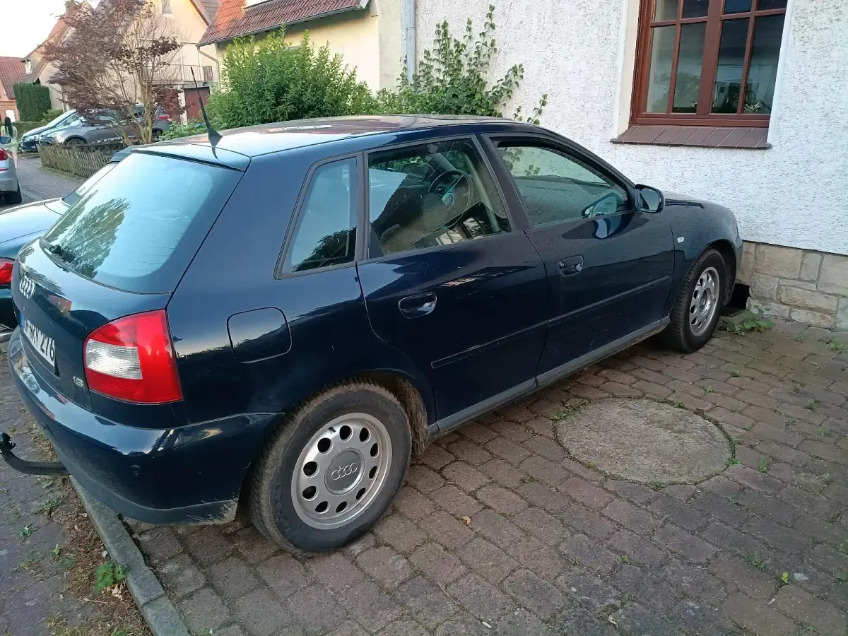 Gebraucht Audi A3 102 PS (75 kW) 2003 Blau Kleinwagen