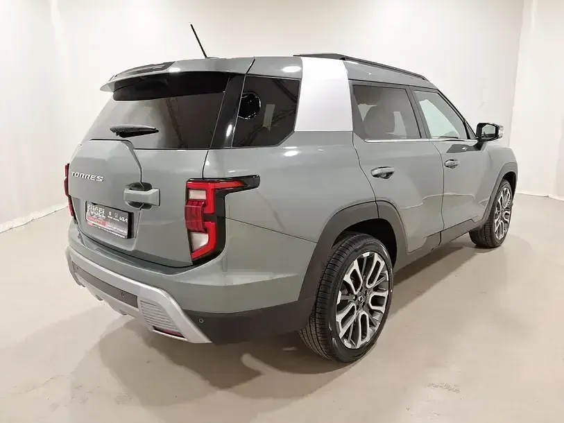 Neu KGM Torres 163 PS (119 kW) 2025 Grün SUV