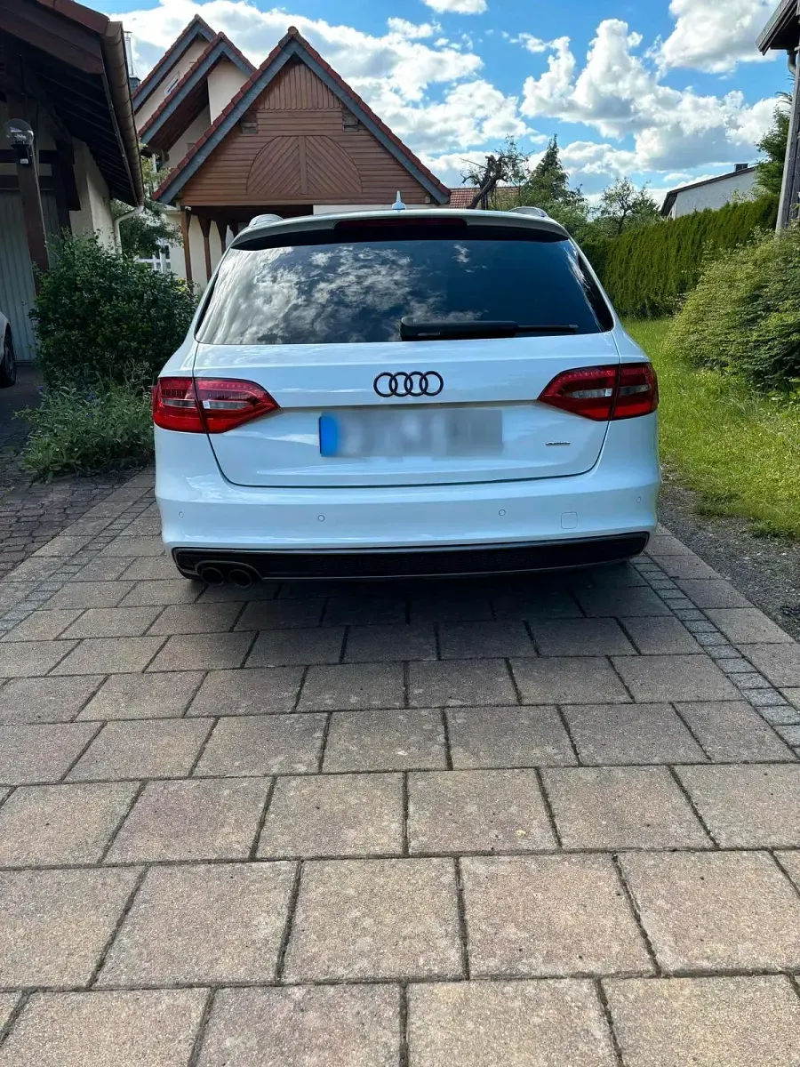 Gebraucht Audi A4 190 PS (139 kW) 2014 Weiß Kombi