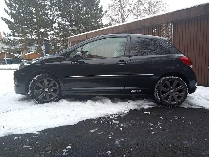 Schwarz Gebraucht 2010 Peugeot 207 Sportium Kleinwagen | 3.000 € (Superpreis) - Bild 1/4