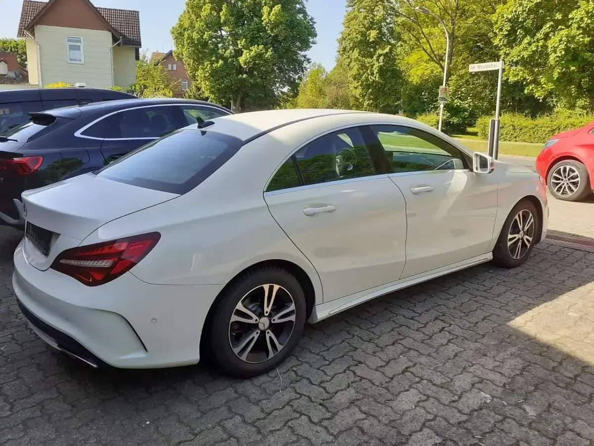 Gebraucht Mercedes CLA180 AMG Edition 1 122 PS (89 kW) 2017 Weiß Limousine