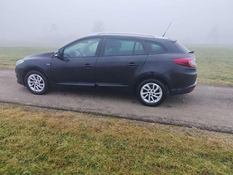Gebraucht Renault Mégane GrandTour Bose Edition 116 PS (85 kW) 2015 Kombi