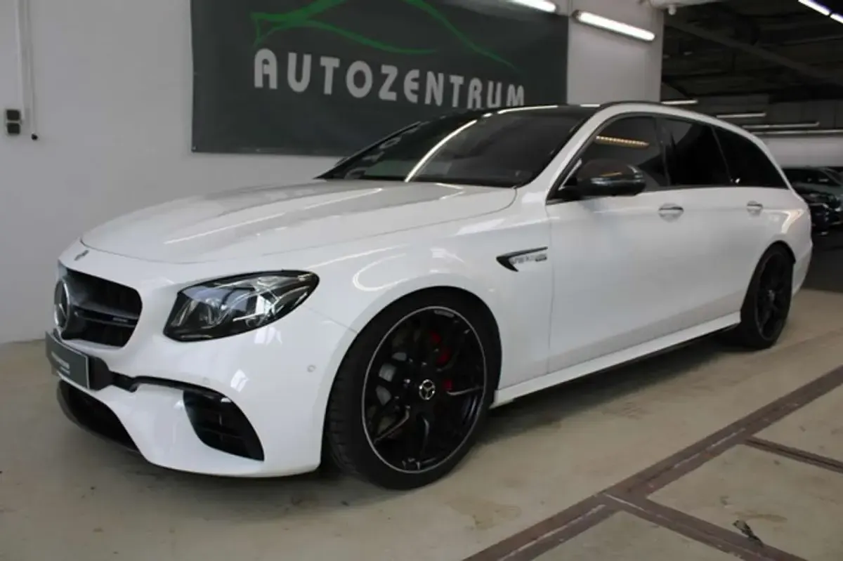 Gebraucht Mercedes E63 AMG AMG 699 PS (514 kW) 2018 Polarweißunilack Kombi