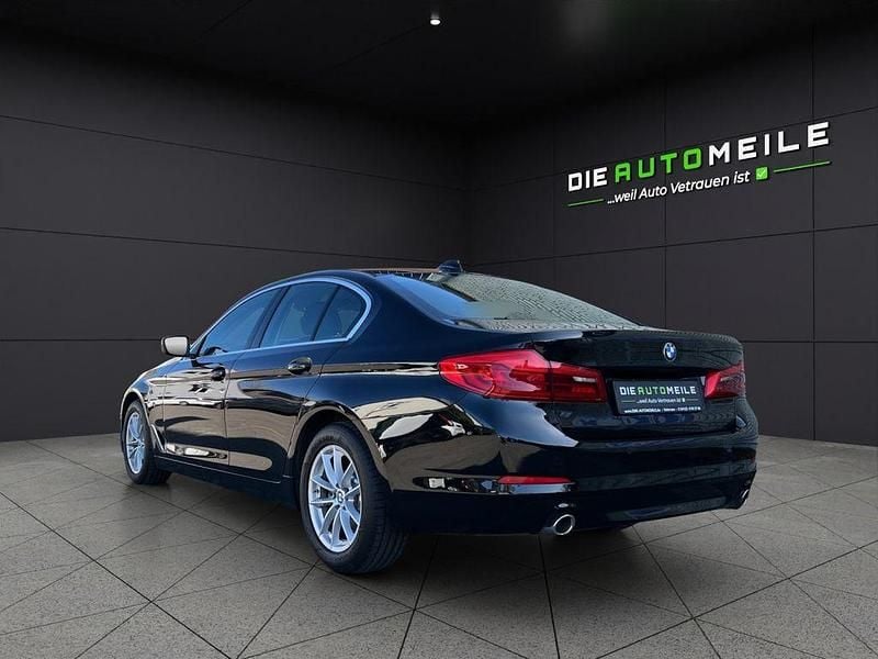 Gebraucht BMW 520 Performance 190 PS (139 kW) 2018 Schwarz Limousine