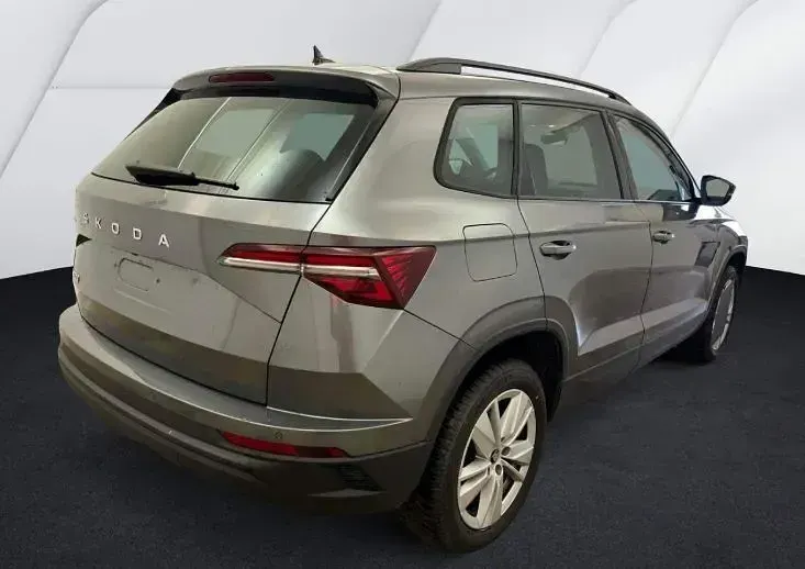 Gebraucht Skoda Karoq Selection 150 PS (110 kW) 2025 Graphitegrau metallic SUV