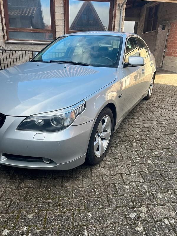 Gebraucht BMW 520 177 PS (130 kW) 2004 Limousine