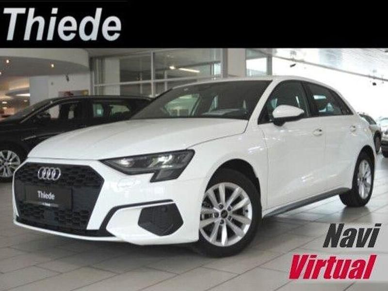 Ibisweiß Gebraucht 2023 Audi A3 Sport Limousine | 23.700 € (Guter Preis) - Bild 1/3
