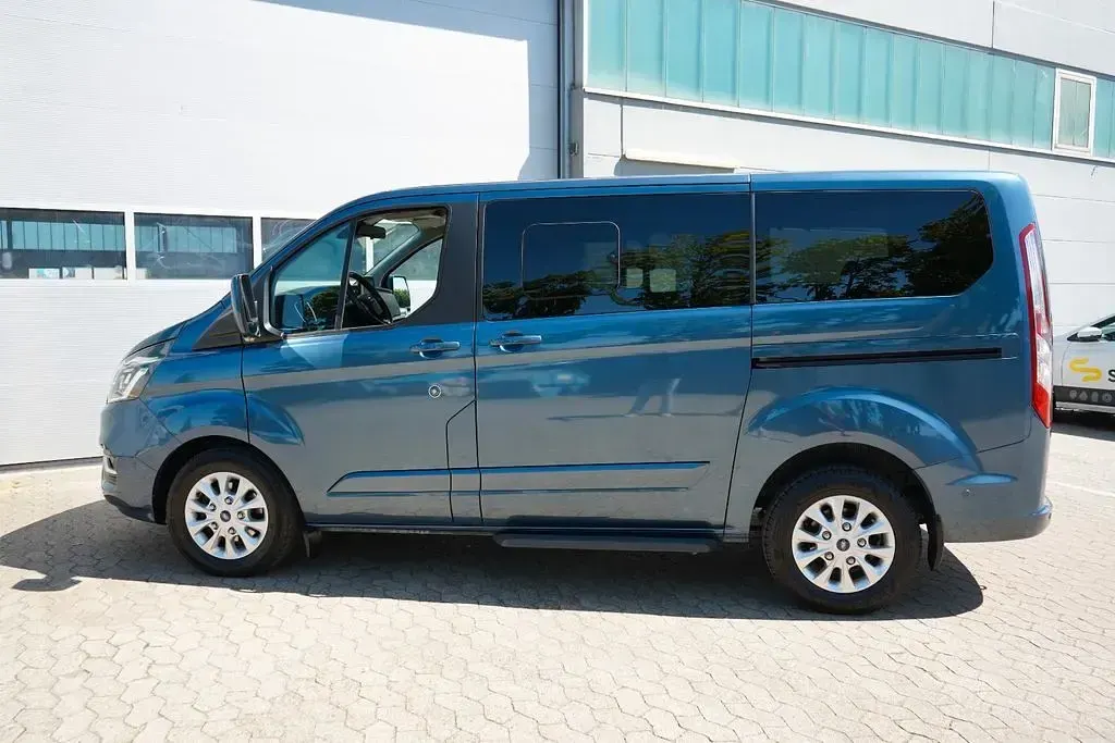 Gebraucht Ford Tourneo Custom Titanium X 185 PS (136 kW) 2020 Blau Van