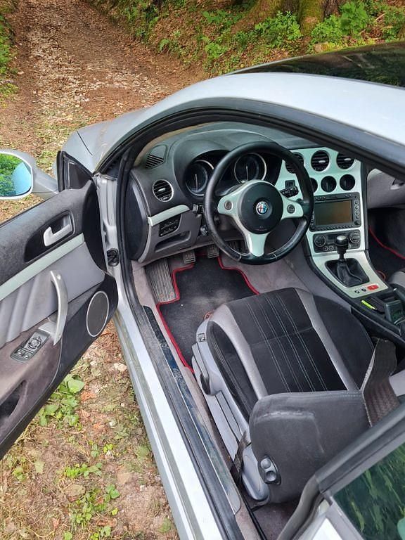 Grau Gebraucht 2008 Alfa Romeo Brera Coupé | 9.770 € - Bild 1/4