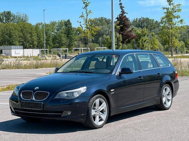 Blau Gebraucht 2010 BMW 530 Kombi | 5.500 € (Guter Preis) - Bild 1/4
