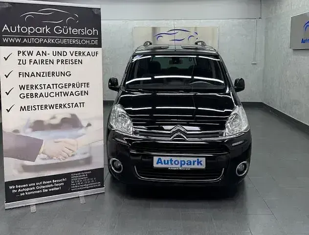 Gebraucht Citroën Berlingo SELECTION 92 PS (67 kW) 2013 Schwarz Van / Kleinbus